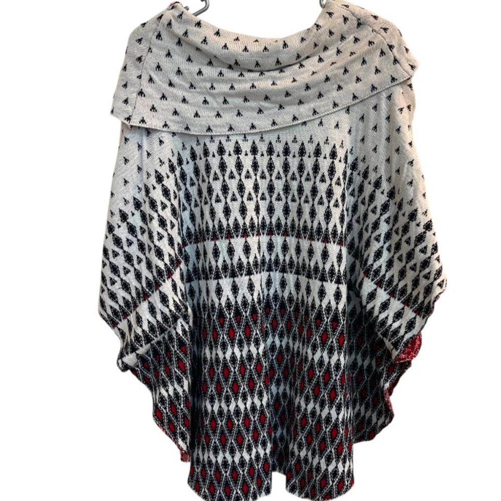 Fever Diamond Pattern Knit Poncho Size Women’s S/… - image 3